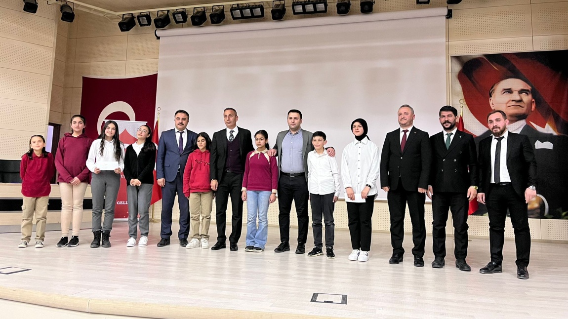 12 Mart İstiklal Marşı'nın Kabulü ve Mehmet Âkif Ersoy'u Anma Günü Şiir Yarışması
